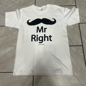 Me Right Mustache White souvenir Cozumel Mex T Shirt  Size Med men short sleeve